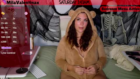 Snapshot of milavalentinax chatting on 10/18/25, 05:43 Mila Valentina online show from 10/18/25, 05:43