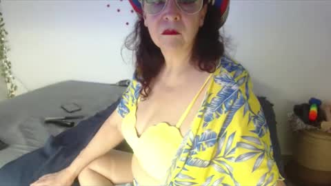 Snapshot of milchanell chatting on 06/28/26, 05:24 milchanell online show from 06/28/26, 05:24