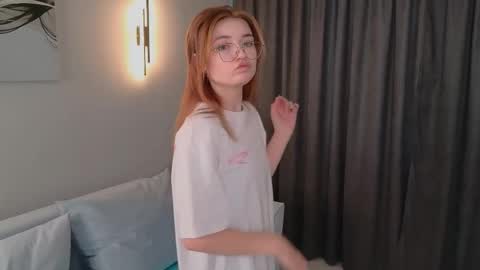 Maria online show from 10/22/25, 06:02