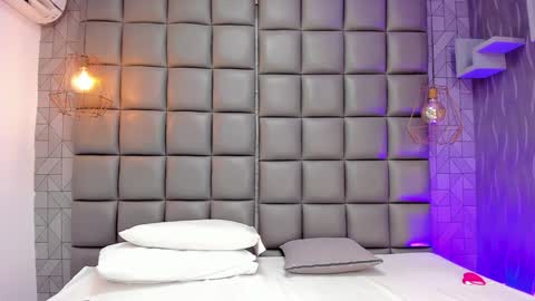 Milena  online show from 01/31/25, 04:03