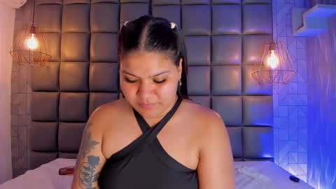 Milena  online show from 03/08/25, 10:00