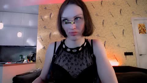 Milena Hardy online show from 12/08/24, 04:35