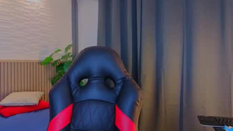 milena_lawson online show from 09/23/25, 10:51