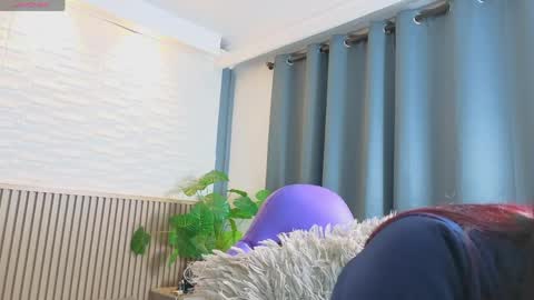 milena_lawson online show from 04/21/26, 12:22