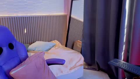 Snapshot of milena_lawson chatting on 07/06/26, 12:57 milena_lawson online show from 07/06/26, 12:57