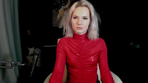 Milena online show from 01/11/25, 01:59