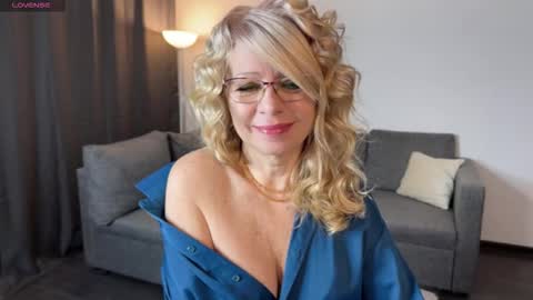 Milena online show from 02/17/26, 05:48