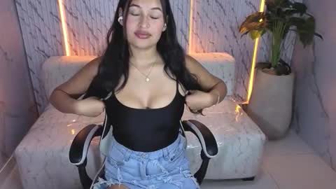 milenka_tx online show from 03/07/26, 07:33