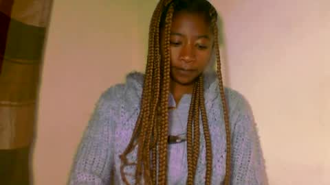 Snapshot of milennah chatting on 07/02/26, 01:05 milennah online show from 07/02/26, 01:05