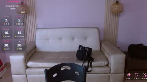 Snapshot of miley_clarck chatting on 06/20/26, 08:33 Miley online show from 06/20/26, 08:33
