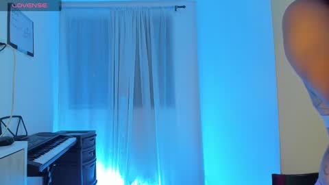 miley_kane online show from 01/13/25, 07:54