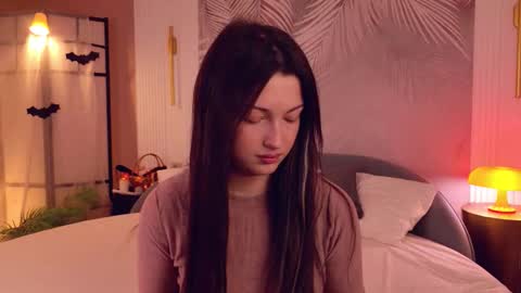 Miley online show from 11/02/25, 05:32