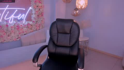 Miley Cruz  IG miley model23 online show from 12/06/24, 03:19