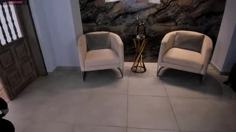 Miley Cruz  IG miley model23 online show from 10/02/25, 08:05