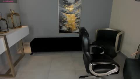 Miley Cruz  IG miley model23 online show from 11/08/25, 07:23