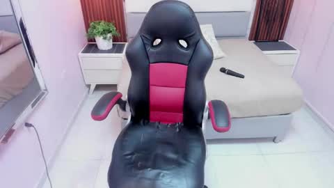 MILEY online show from 03/03/26, 07:42