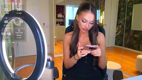 Miley Sin online show from 02/10/26, 12:09