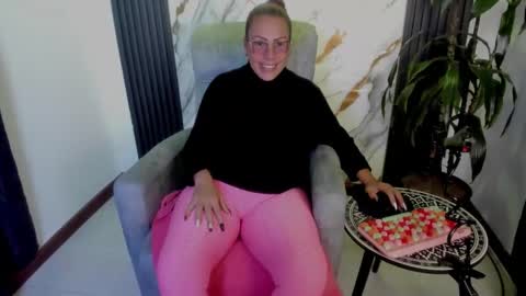 Milf Brend online show from 02/06/26, 09:29