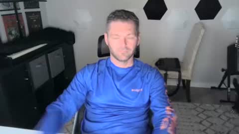 milf_hunter567 online show from 10/17/25, 05:59