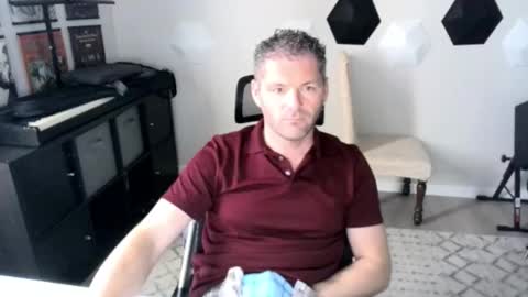milf_hunter567 online show from 10/19/25, 07:14