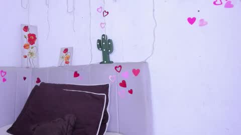 milf latinn online show from 10/20/25, 02:50