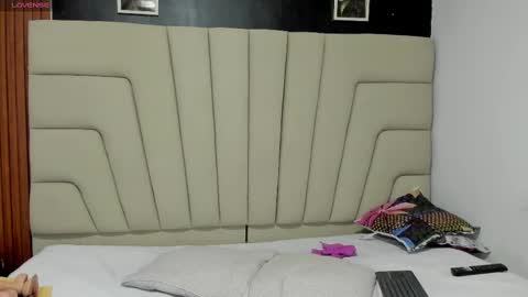 milf_meli online show from 03/11/25, 10:20