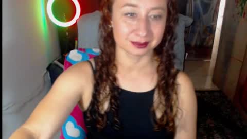 Valeria online show from 10/20/25, 02:50