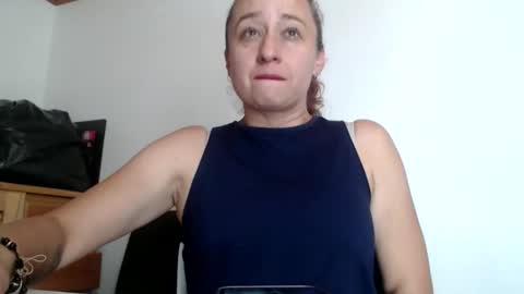 Snapshot of milf_valeria chatting on 05/22/26, 05:51 Valeria online show from 05/22/26, 05:51