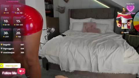 Ingrid online show from 12/09/24, 01:18