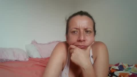 milfevha online show from 10/16/25, 01:45