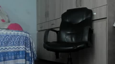 Snapshot of milff_danielaa chatting on 02/11/25, 02:46 Daniela  online show from 02/11/25, 02:46