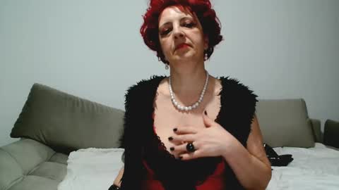 Snapshot of milffsupreme chatting on 02/03/25, 08:57 Milfsupreme online show from 02/03/25, 08:57