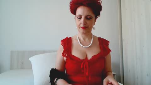 Snapshot of milffsupreme chatting on 03/08/25, 11:05 Milfsupreme online show from 03/08/25, 11:05
