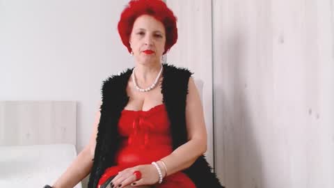 Snapshot of milffsupreme chatting on 10/09/25, 11:30 Milfsupreme online show from 10/09/25, 11:30