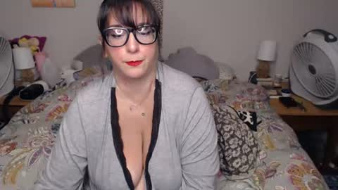 Snapshot of milfmonee chatting on 07/19/26, 12:03 MILF Monee online show from 07/19/26, 12:03