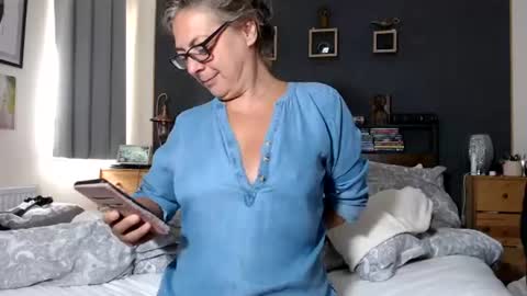 milfyanddaddy online show from 07/14/26, 10:21