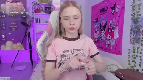 Milia online show from 02/21/25, 06:59