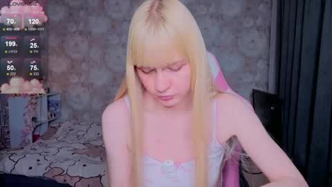 Milia online show from 04/05/26, 03:04