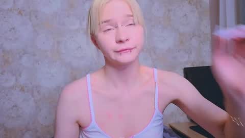 Milia online show from 05/31/26, 07:37
