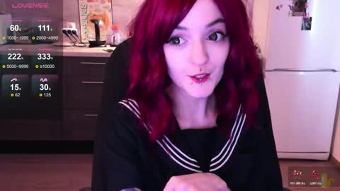 Snapshot of milina__ chatting on 10/30/25, 09:55 Lina online show from 10/30/25, 09:55