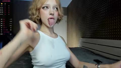 Mila 3 aka Deepthroat World Champion online show from 03/26/26, 12:50