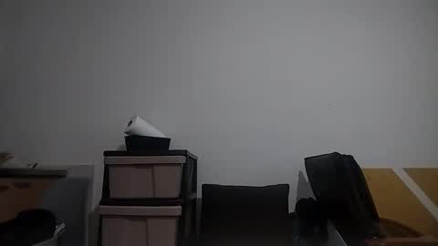 Snapshot of miljovic chatting on 04/25/26, 10:18 miljovic online show from 04/25/26, 10:18