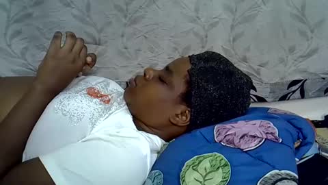 kinwity online show from 02/11/25, 06:22