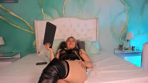 MiLKa VeLvEtT online show from 02/12/26, 11:49