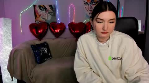 Mila online show from 02/08/26, 11:35