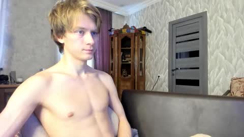 Isaac online show from 03/16/26, 05:44