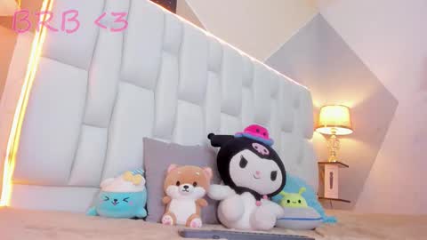 Michelle  online show from 09/17/25, 12:29