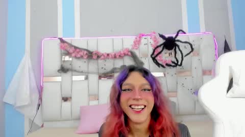 Michelle  online show from 10/27/25, 08:24