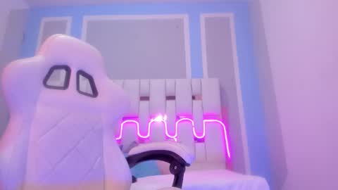 Michelle  online show from 02/11/26, 08:14