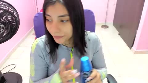 Snapshot of milky__boobs69 chatting on 12/02/24, 12:29 vale online show from 12/02/24, 12:29
